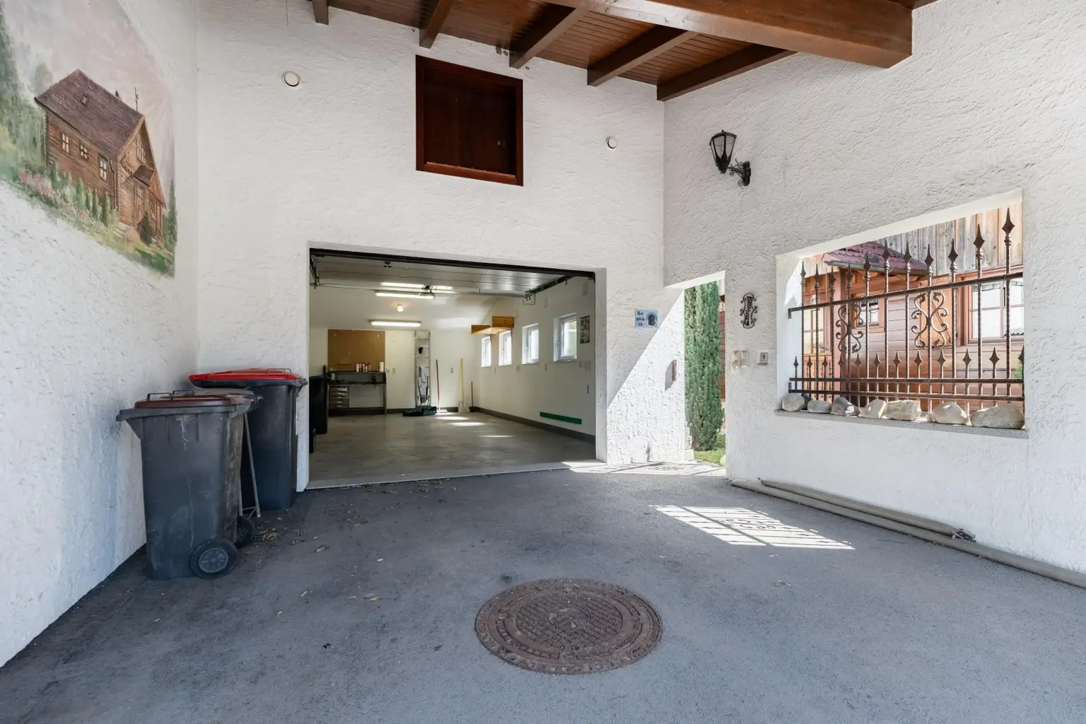 30 Garage
