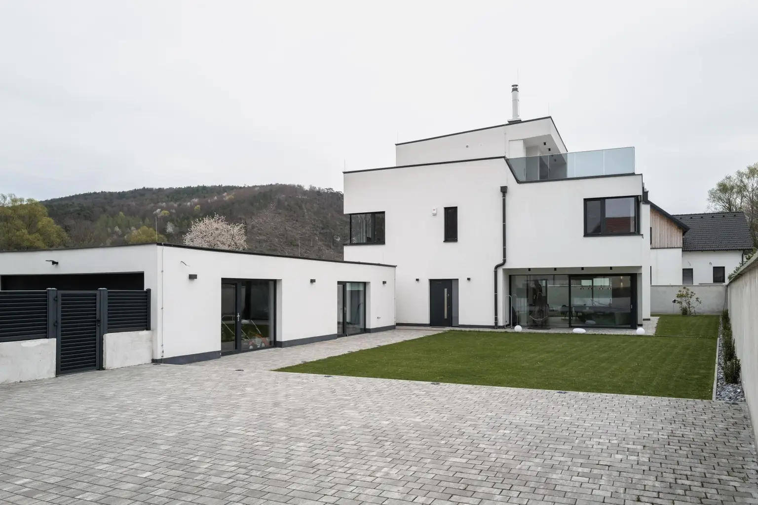 01 Villa in Alland