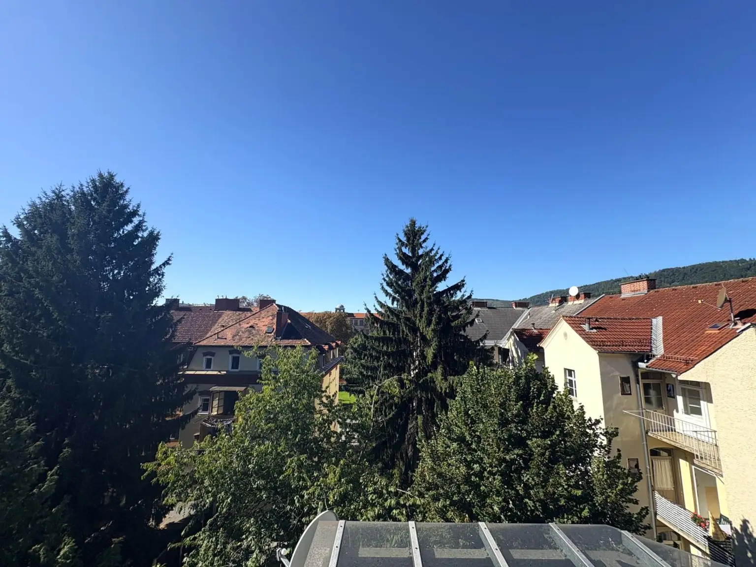 Dachgeschosswohnung mit Galerie und Loggia mit Blick ins Grüne - Bezirk Lend