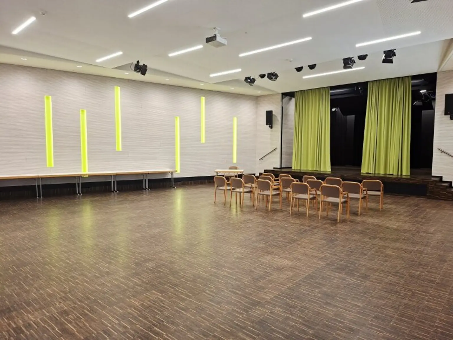 TOP Location mit umsatzstarkem Gastro-Konzept sucht Nachfolger!