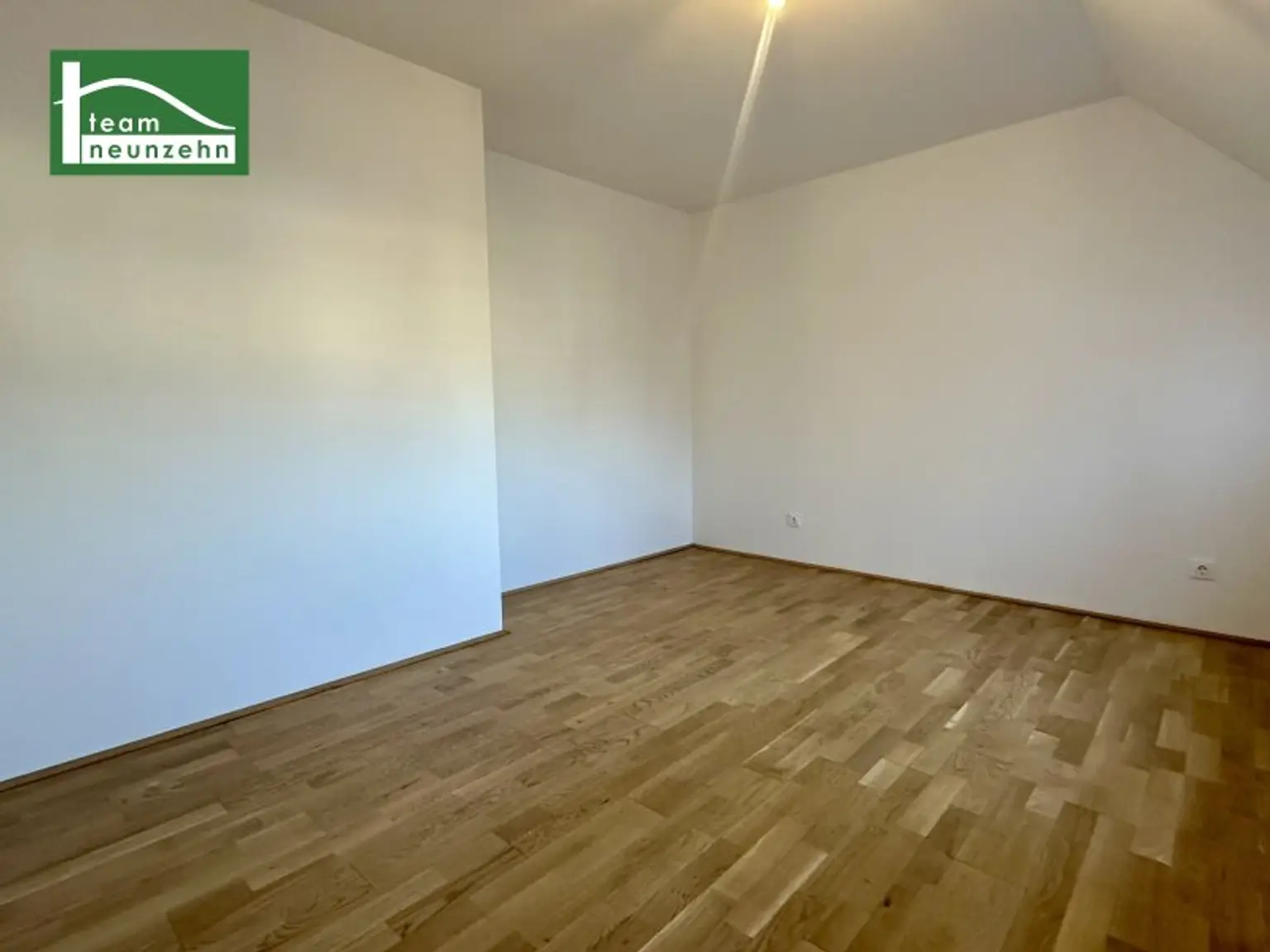 Wundervolle 4-Zimmer Wohnung in toller Lage - Einbauküche inklusive - ab 01.12.2025 verfügbar!