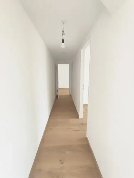 Modern wohnen in Meidling! Drei-Zimmer DG-Erstbezug mit Terrasse! Top79