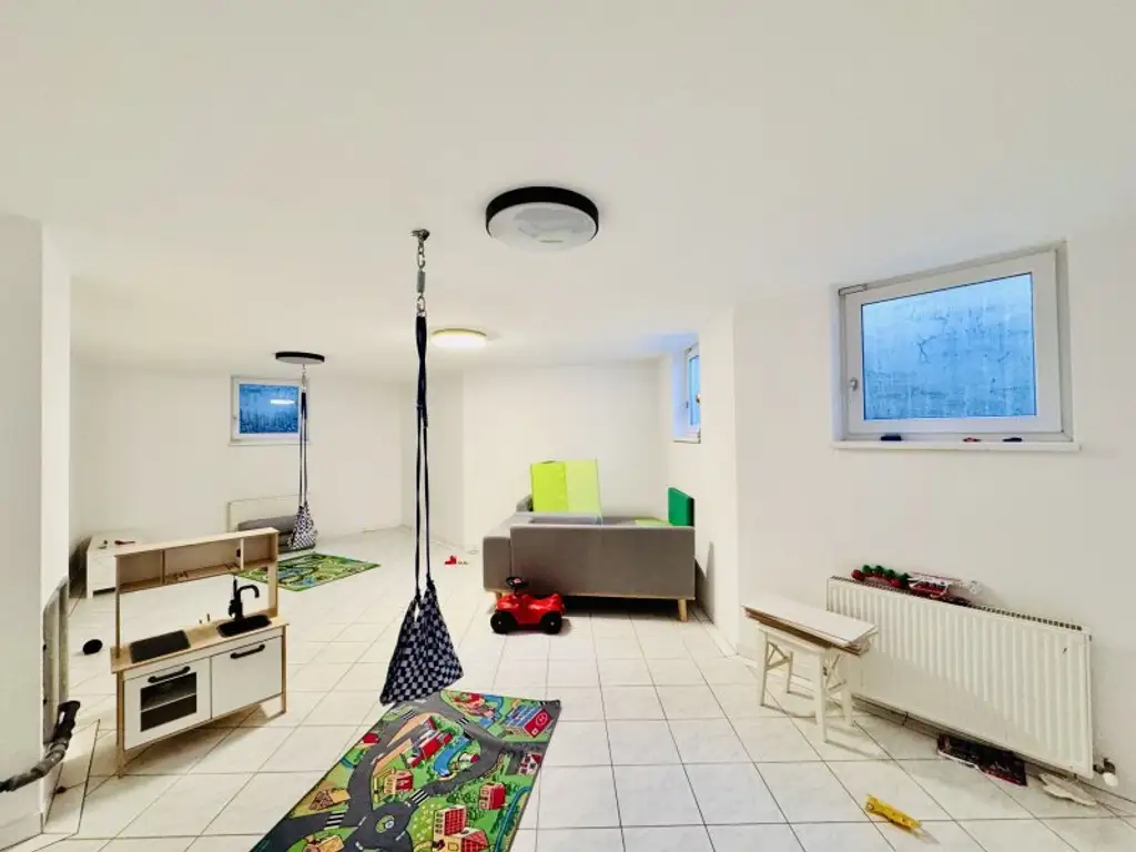 FAMILIENIDYLLE IN LEOPOLDAU – MODERNES EINFAMILIENHAUS NAHE U1