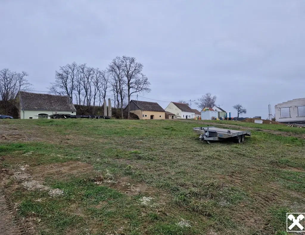 TOLLER AUSBLICK IN RUHIGER WOHNLAGE FÜR IHR PRIVATES EINFAMILIENHAUS MIT BAUZWANG