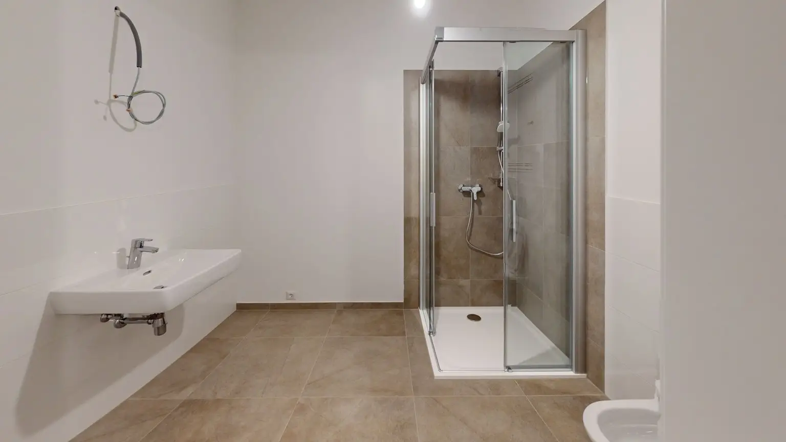 06_H2-02_Badezimmer