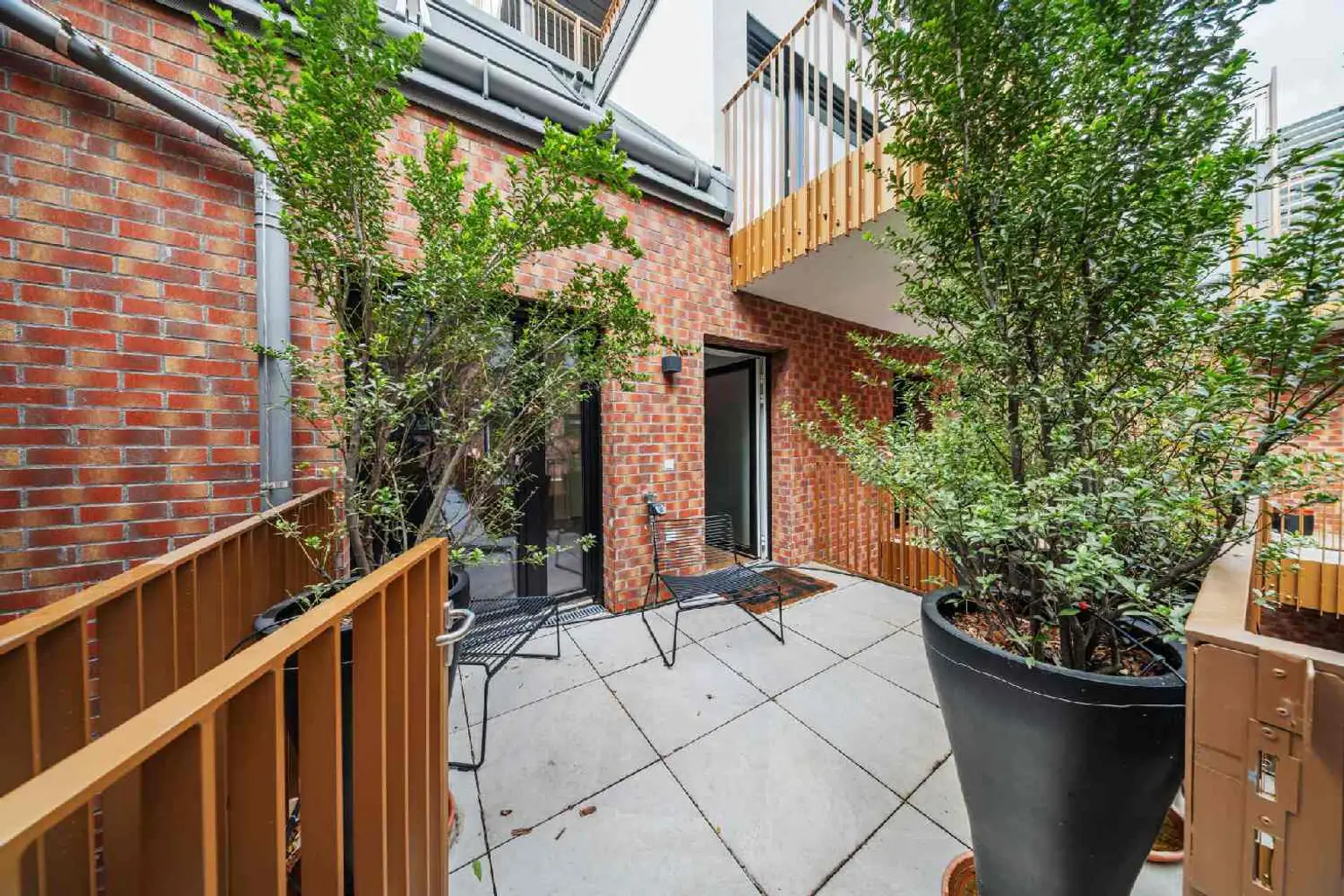 Exklusives Maisonette-Apartment; Modernes Wohnen auf zwei Ebenen