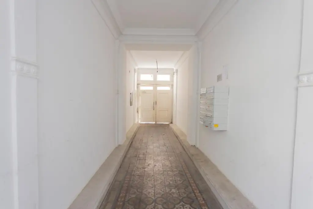 Investieren oder selbst gestalten – 3.Zimmer - 63 m² Altbaujuwel im 16. Bezirk
