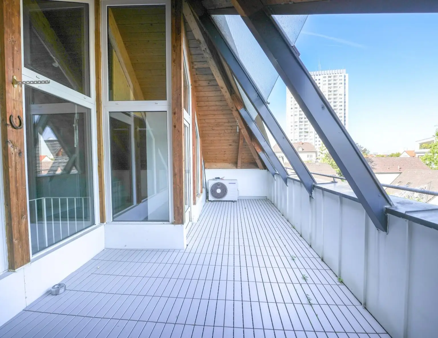Wohnglück in Wels: 5-Zimmer-Maisonette mit Terrasse und Klimaanlage