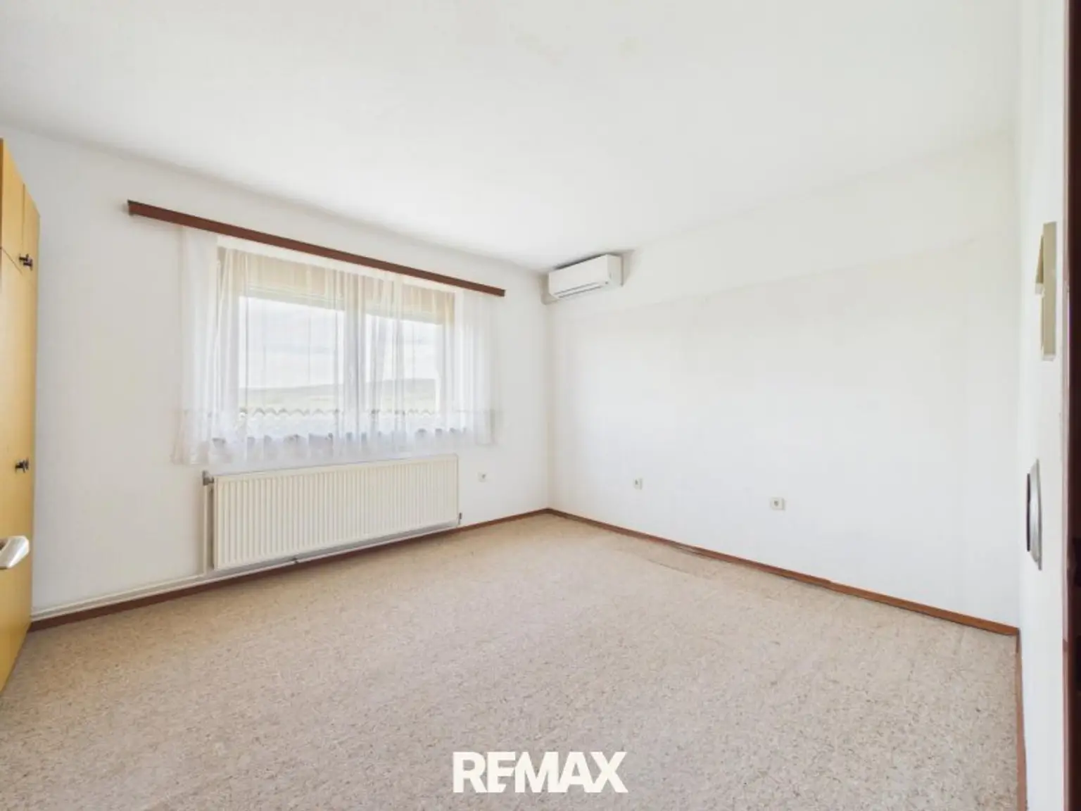 Haus mit Garten in Jois - Zimmer