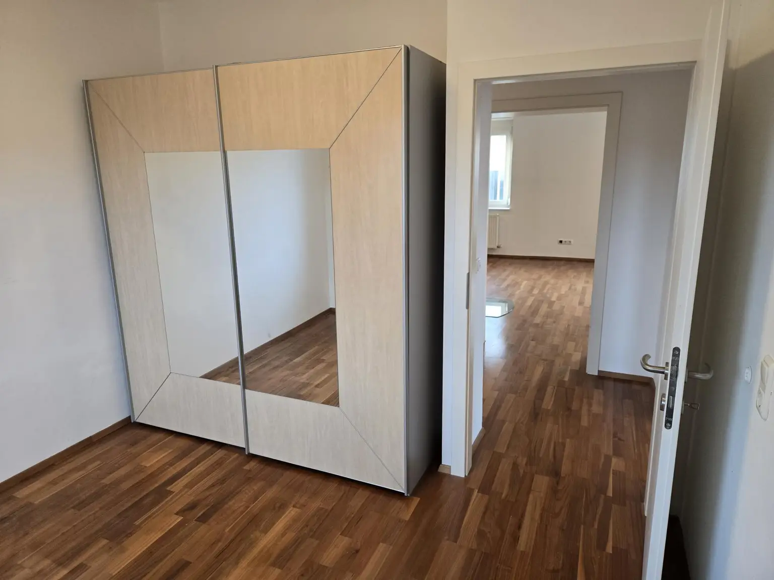 Büro oder Kinderzimmer