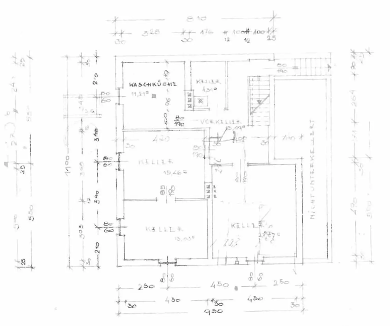 Einfamilienhaus mit Keller, Loggia, Garage und Garten, nur 300 Meter zum Neufelder See