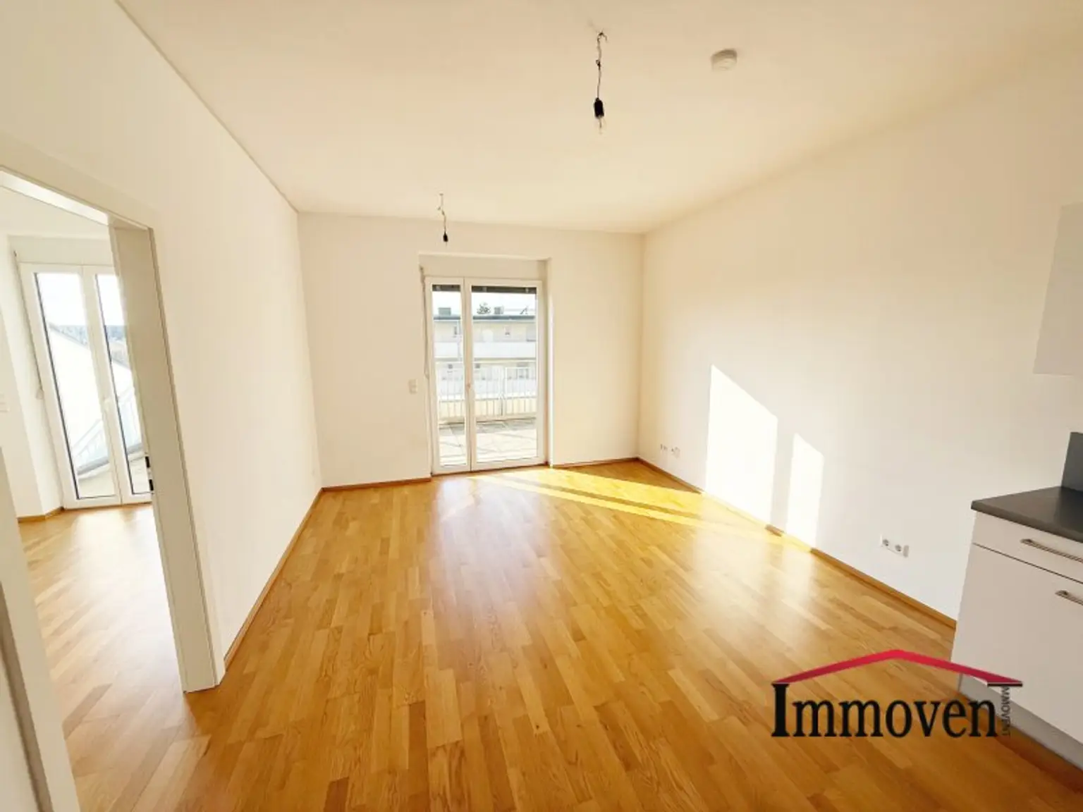 Sehr schöne und helle 2-Zimmerwohnung mit Terrasse!