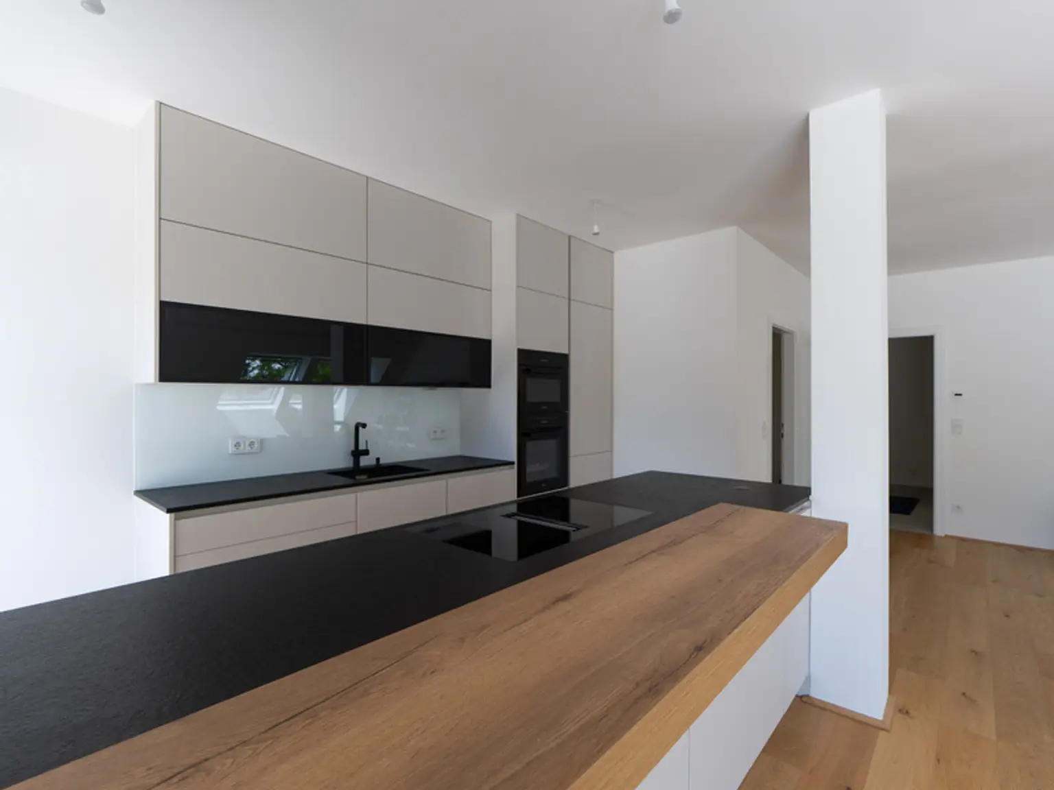 Wohnen mit Rundumblick. Dachgeschosswohnung mit viel Raum und Terrassentraum