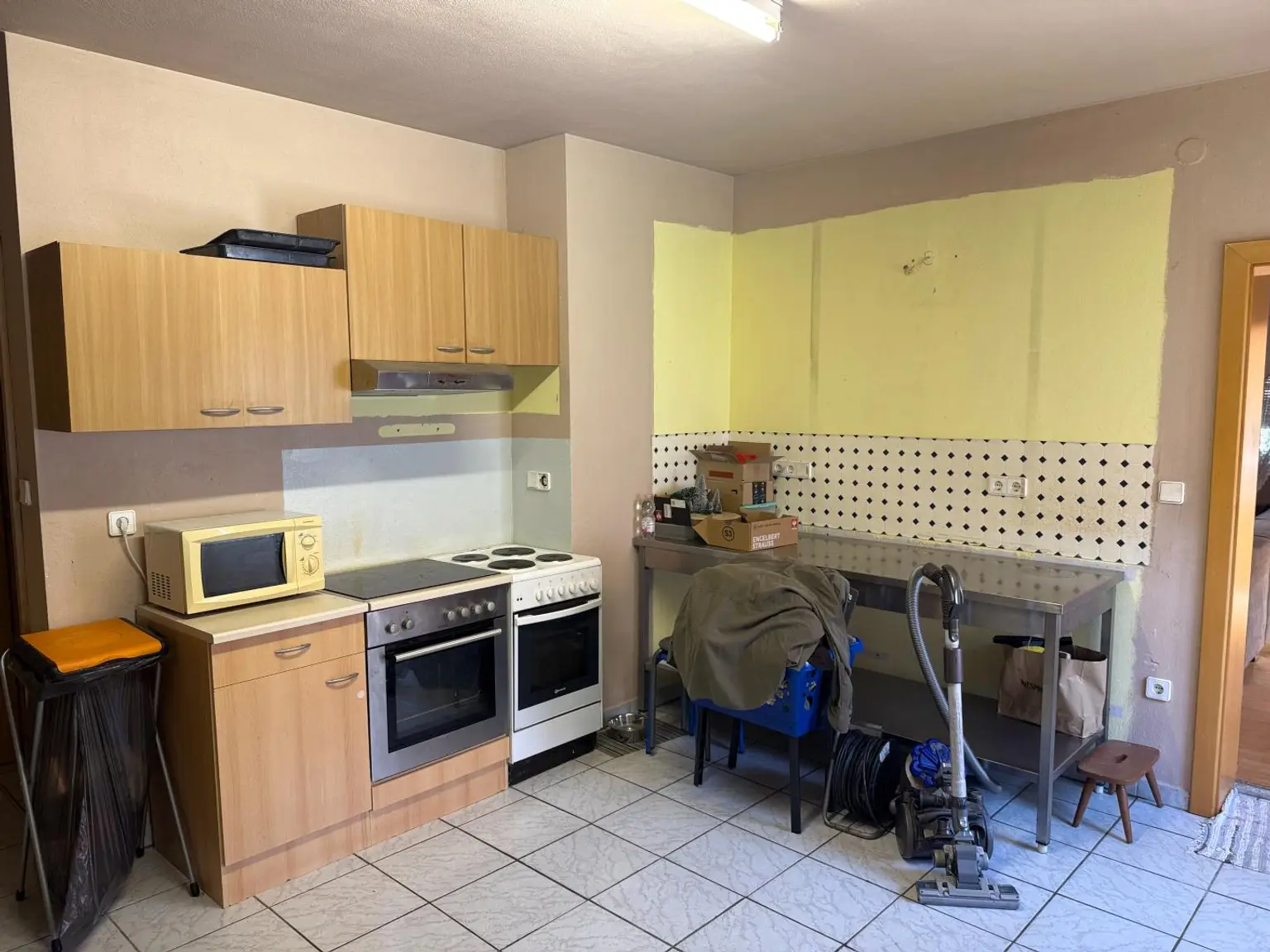 Einfamilienhaus mit Garage & Wintergarten in Ortsrandlage