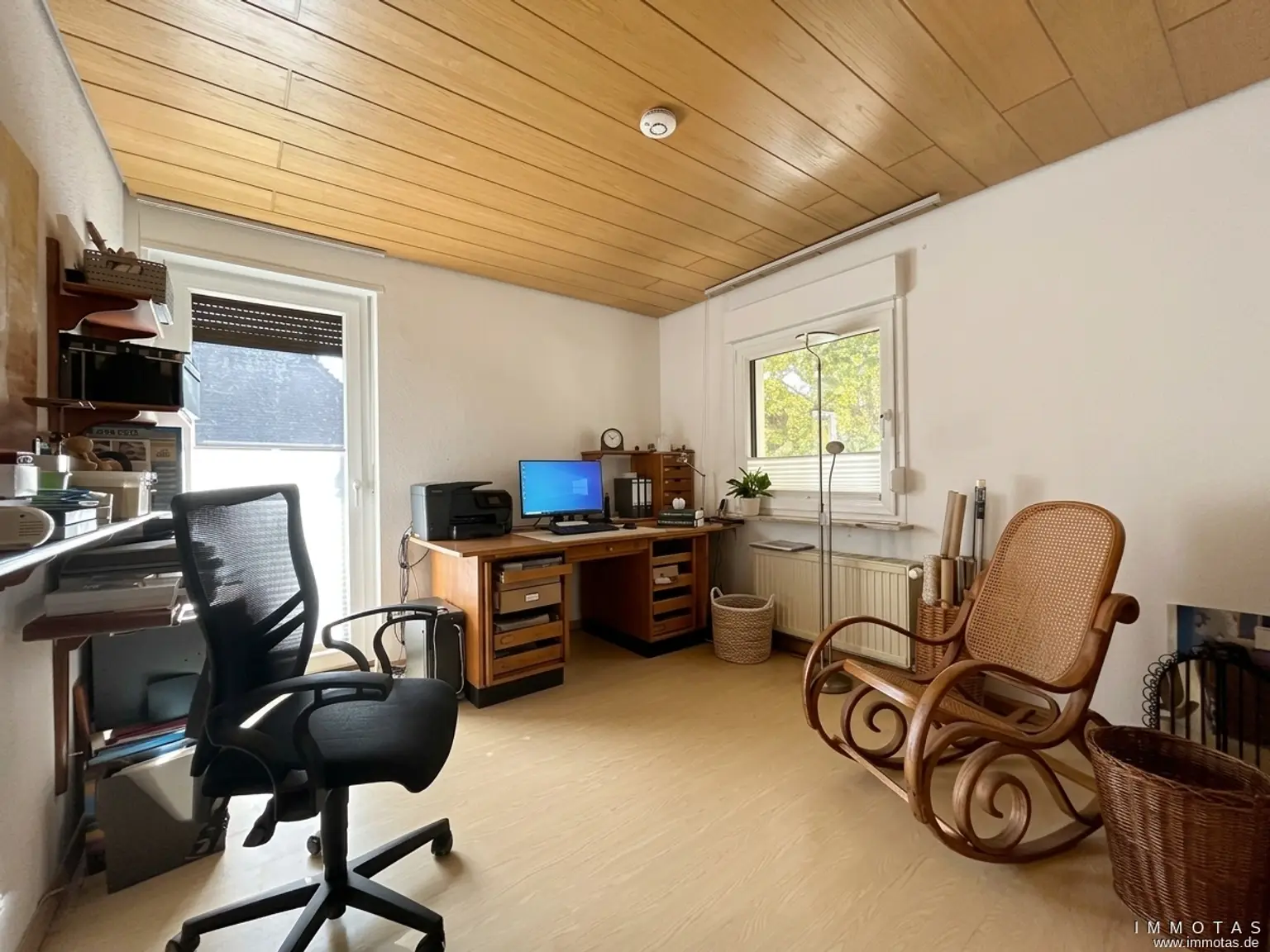 Büro OG - KI-generiert
