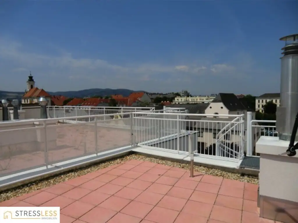 Exklusive 3-Zimmer Maisonette-Wohnung im Herzen von Korneuburg mit 2 Balkonen und imposanter Dachterrasse