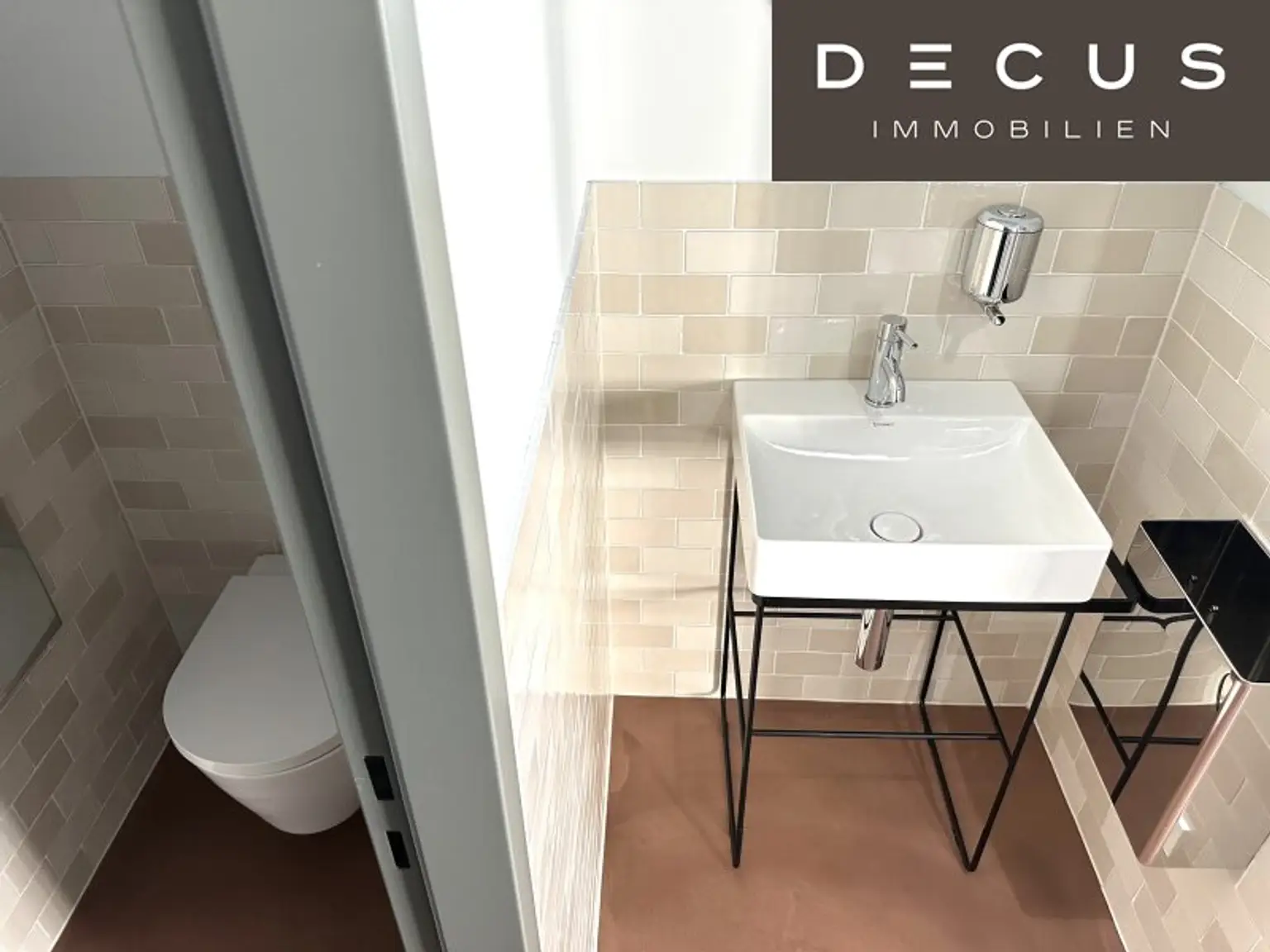 + + + Office-Lofts-FABRICATUR + + + hochmodernes Büro GEKÜHLT + + + 3 Räume + + + (RESERVIERT)