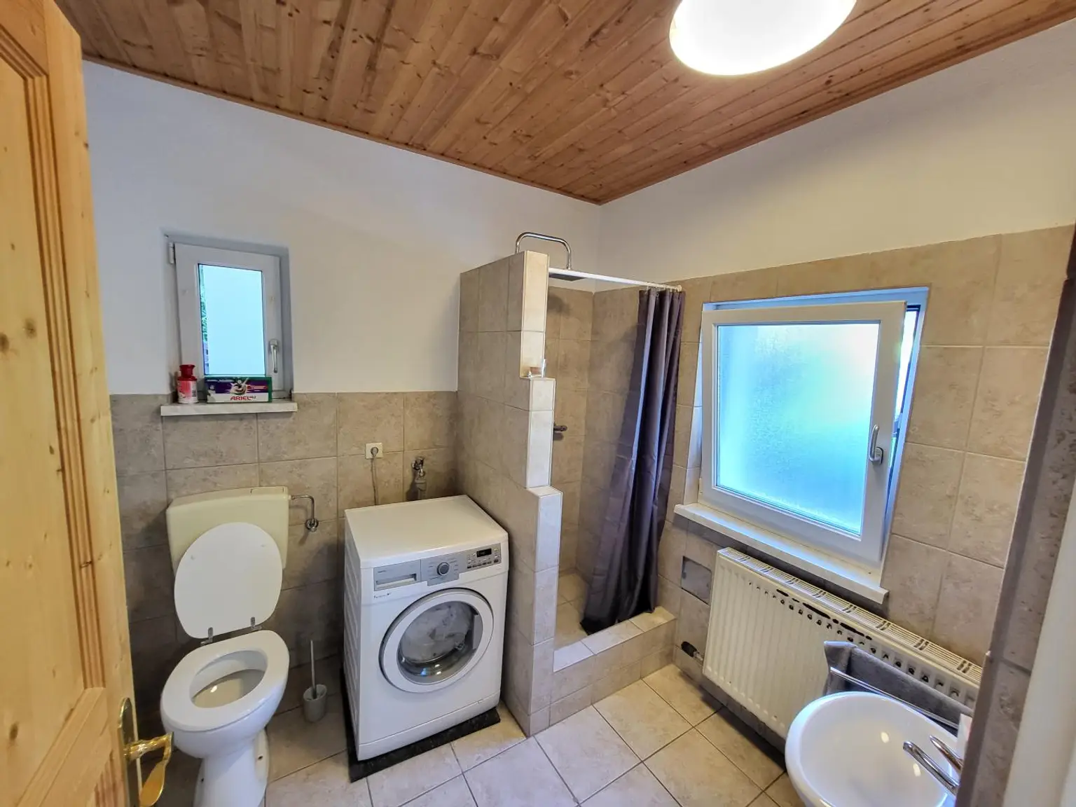 PROVISIONSFREI - SCHÖNES HAUS  IN SACKGASSE