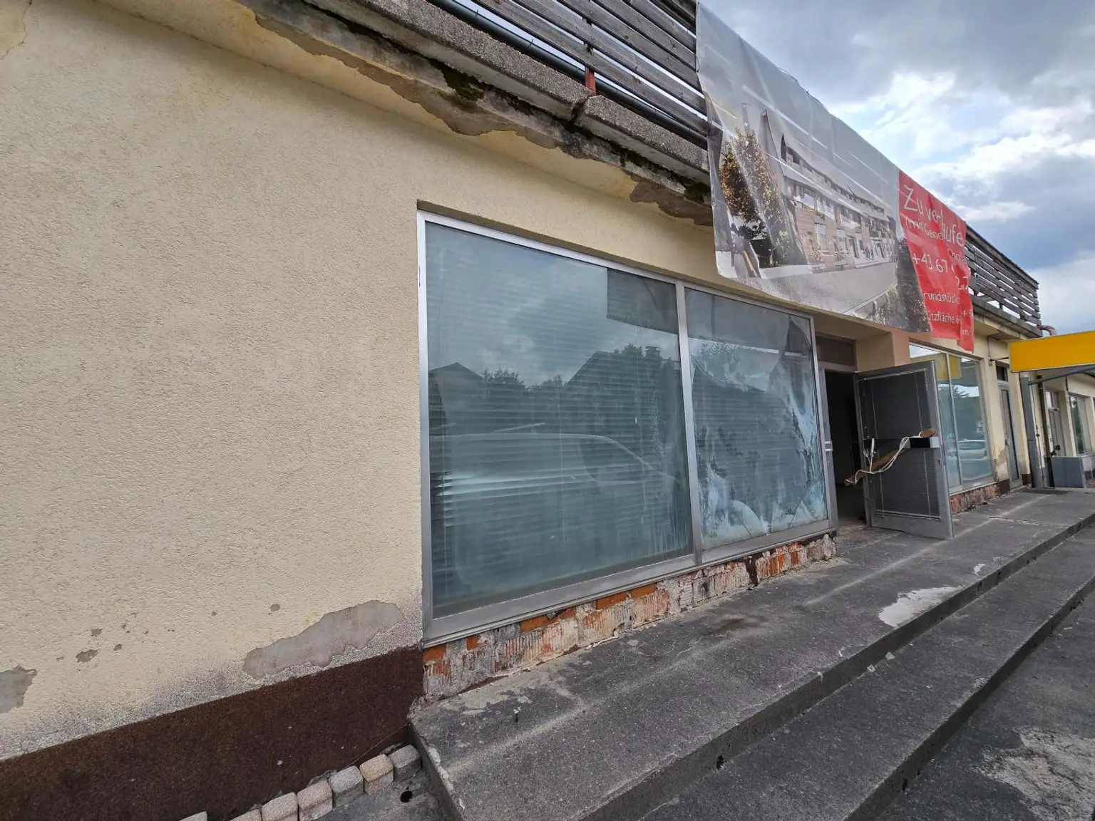 Großes Haus mit Entwicklungspotenzial in Mönichkirchen / ehemaliges Hotel