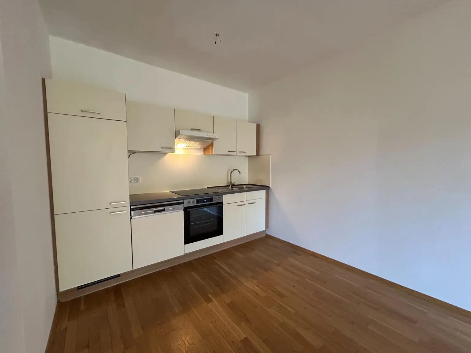 Helle 3-Zimmer Wohnung mit praktischer Raumaufteilung!