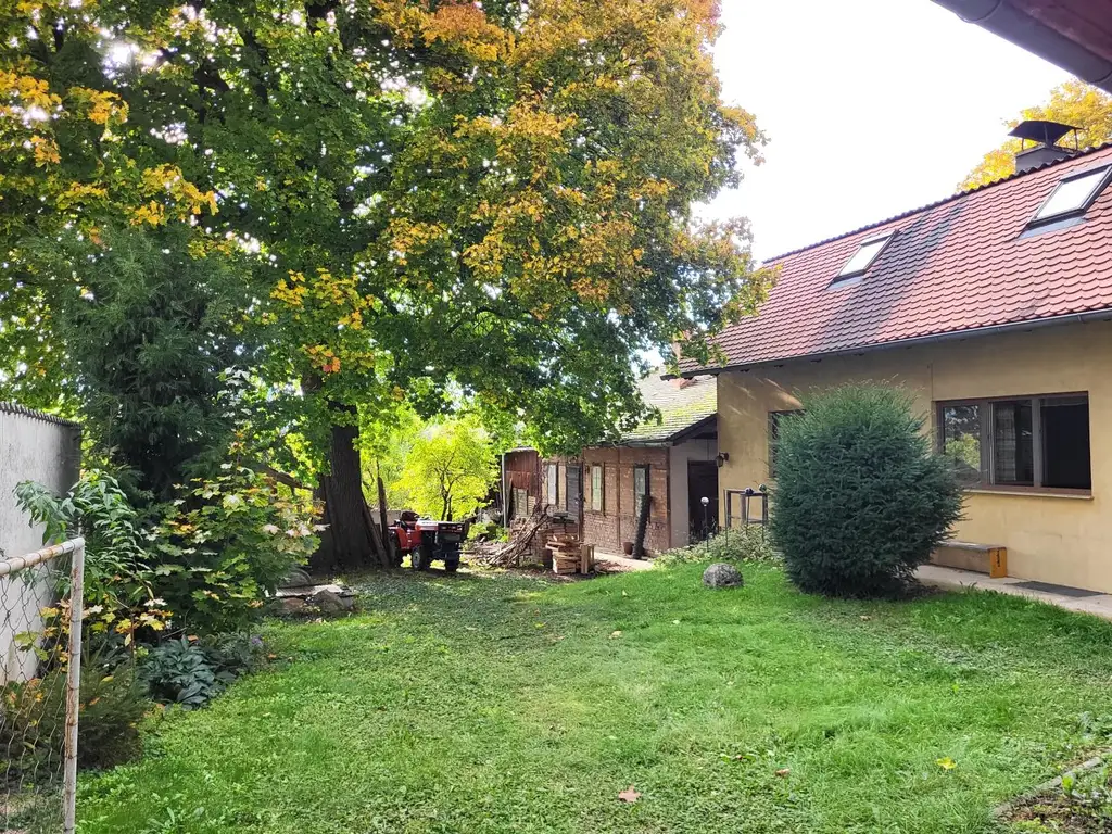 HELDENBERG - BAUERNHAUS IN RUHIGER DORFLAGE