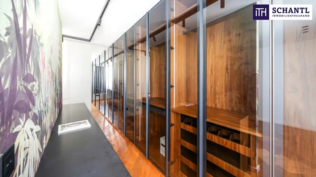 Exklusivität zum Einziehen! Design + Eleganz + Raffinesse + Edle Materialien! TOP-Wohnung in TOP-Lage mit hofseitiger Terrasse! Wünsche werden wahr....