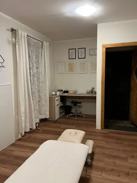 +Einzigartiges Einfamilienhaus mit Nebengebäude in Enzesfeld-Lindabrunn+