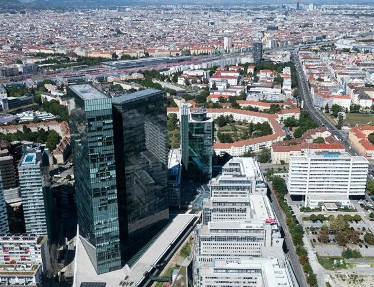 13. Stock im TWIN TOWER - ab sofort!! (Nettomiete exkl. MwSt)