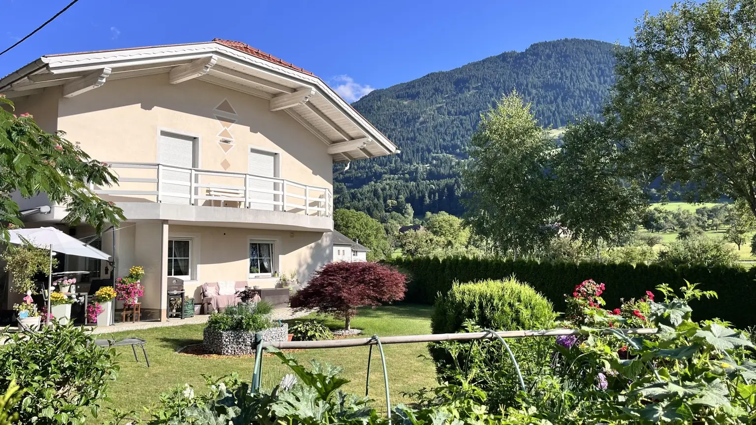 großzügiges Wohnhaus