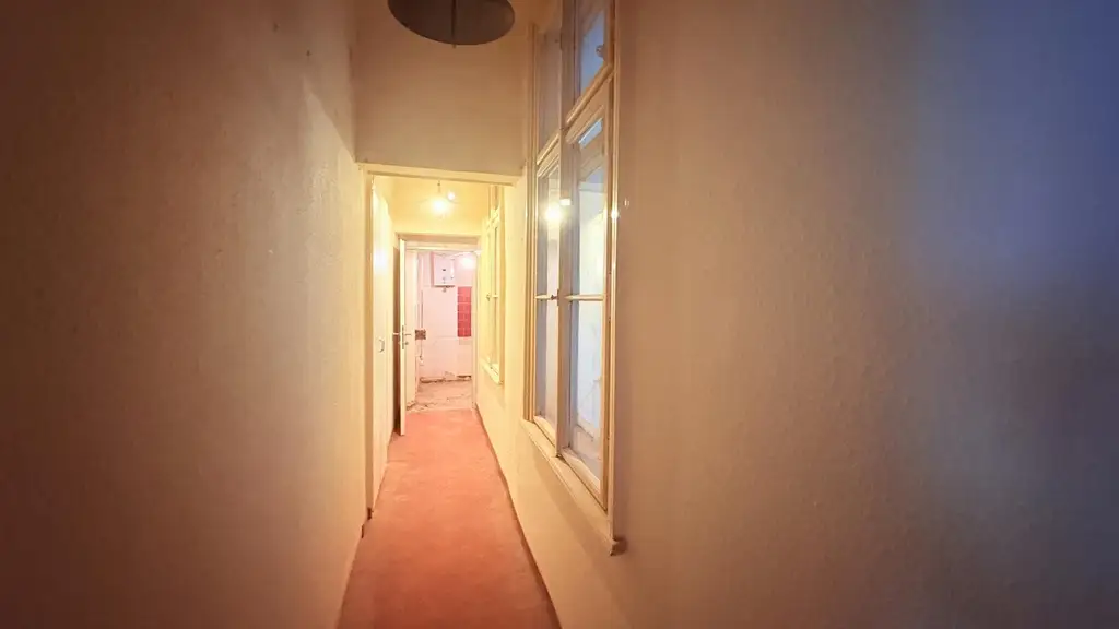 Chance nähe Servitenviertel / Clusiusgasse, sanierungsbedürftig, ca.70 m²