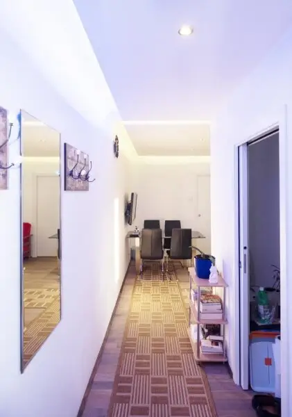 Nähe U6 "NIEDERHOFSTRASSE" & MEIDLINGER MARKT: komplett hofseitige 3-Zimmerwohnung