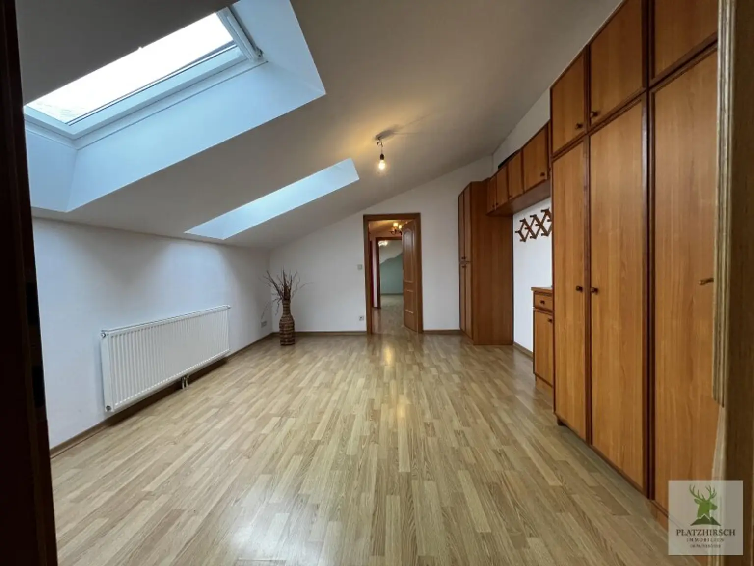 Einzigartiges Liebhaberobjekt mit toskanischem Flair, riesigem Garten, herrlichem Wintergarten, in Prottes - 35 Min von Wien - 8 Minuten von Gänserndorf