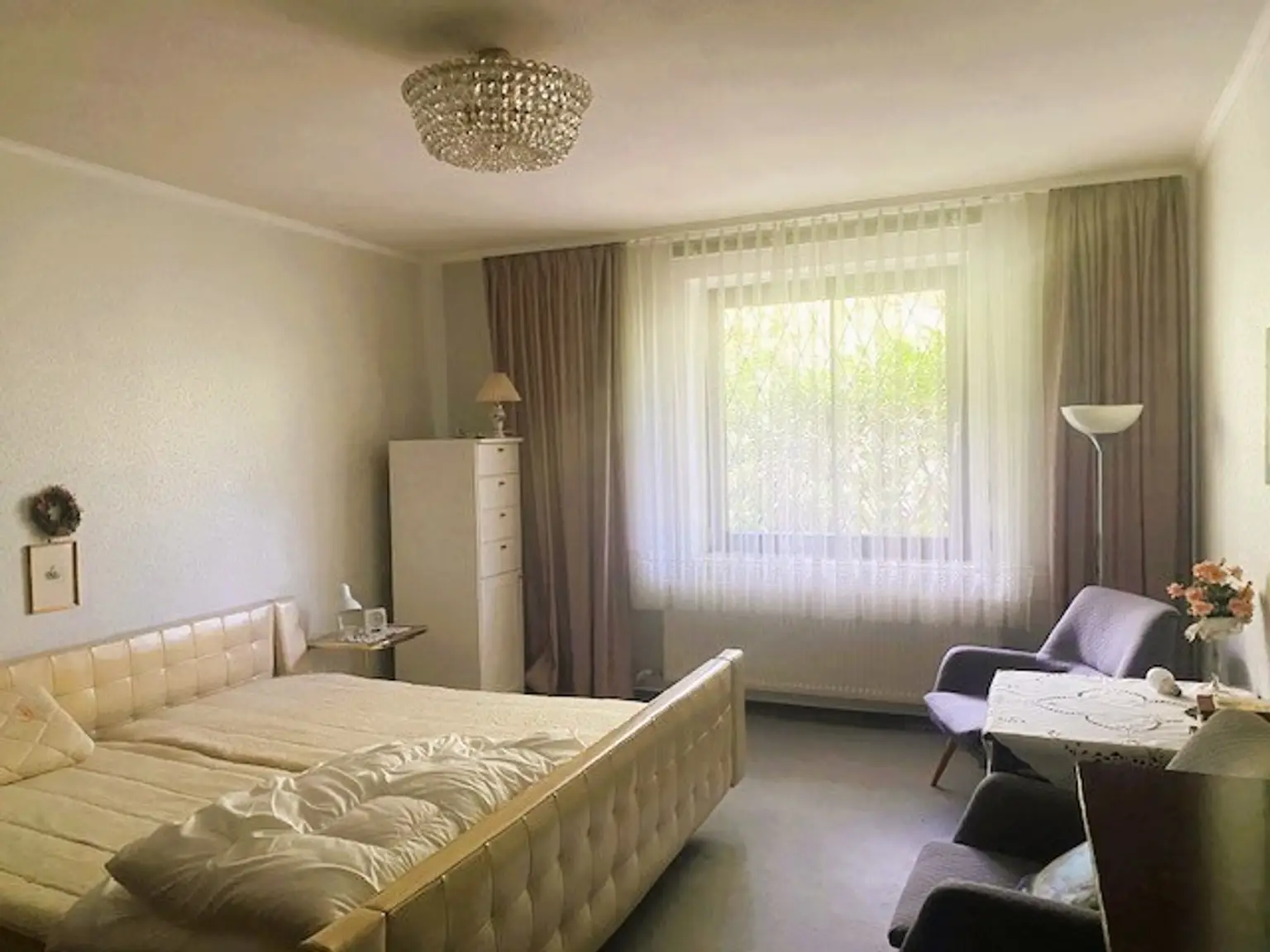 Schlafzimmer Kellergeschoß Einliegerwohnung