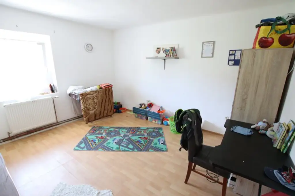 Teilsaniertes 350m² Mehrfamilienhaus/Zinshaus mit 4 Wohnungen in Maria Saal - Ratzendorf - nicht vermietet