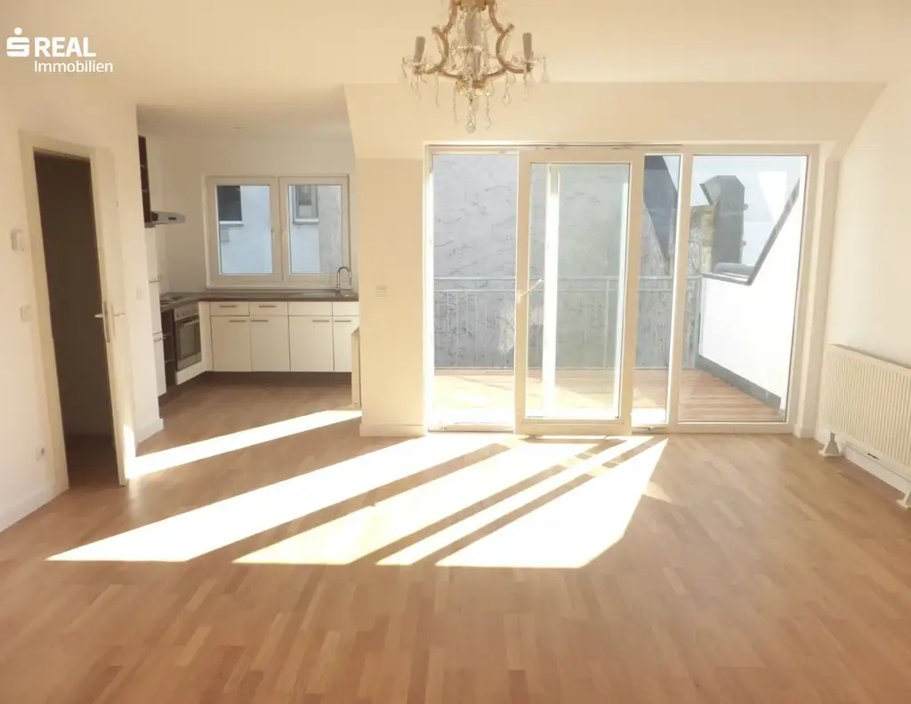 Wohlfühl-Zuhause mit Terrasse im 1. Dachgeschoß - ruhige, attraktive Lage im 6. Bezirk