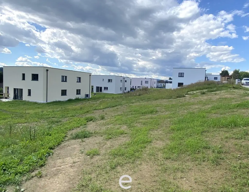 Sonnige Baugrundstücke für Mehrparteinhaus in Katsdorf