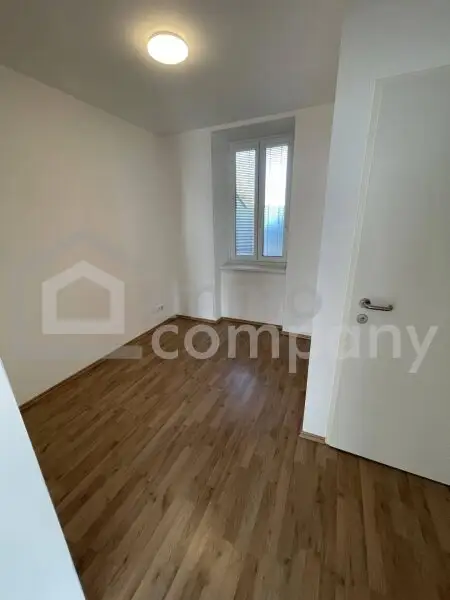 Renditeobjekt mit Potenzial: Zinshaus NÖ - 340m², vollsaniert,  großer Garten, 8 Stellplätze