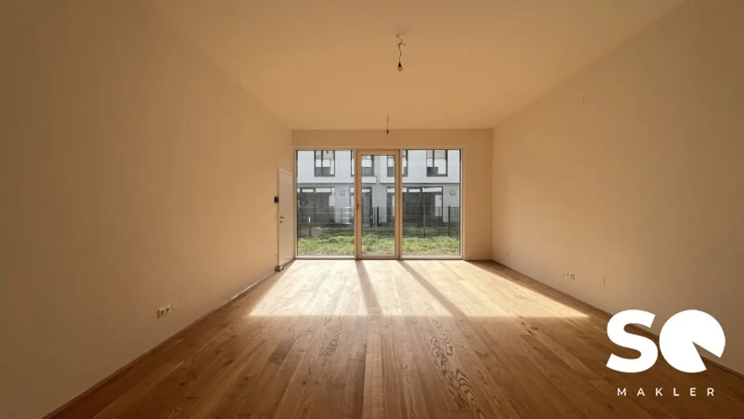 # SQ - TOWNHOUSE NÄHE WALLENSTEINPLATZ/AUGARTEN - 1200 WIEN - ABSOLUTE RUHELAGE - HNr. 8