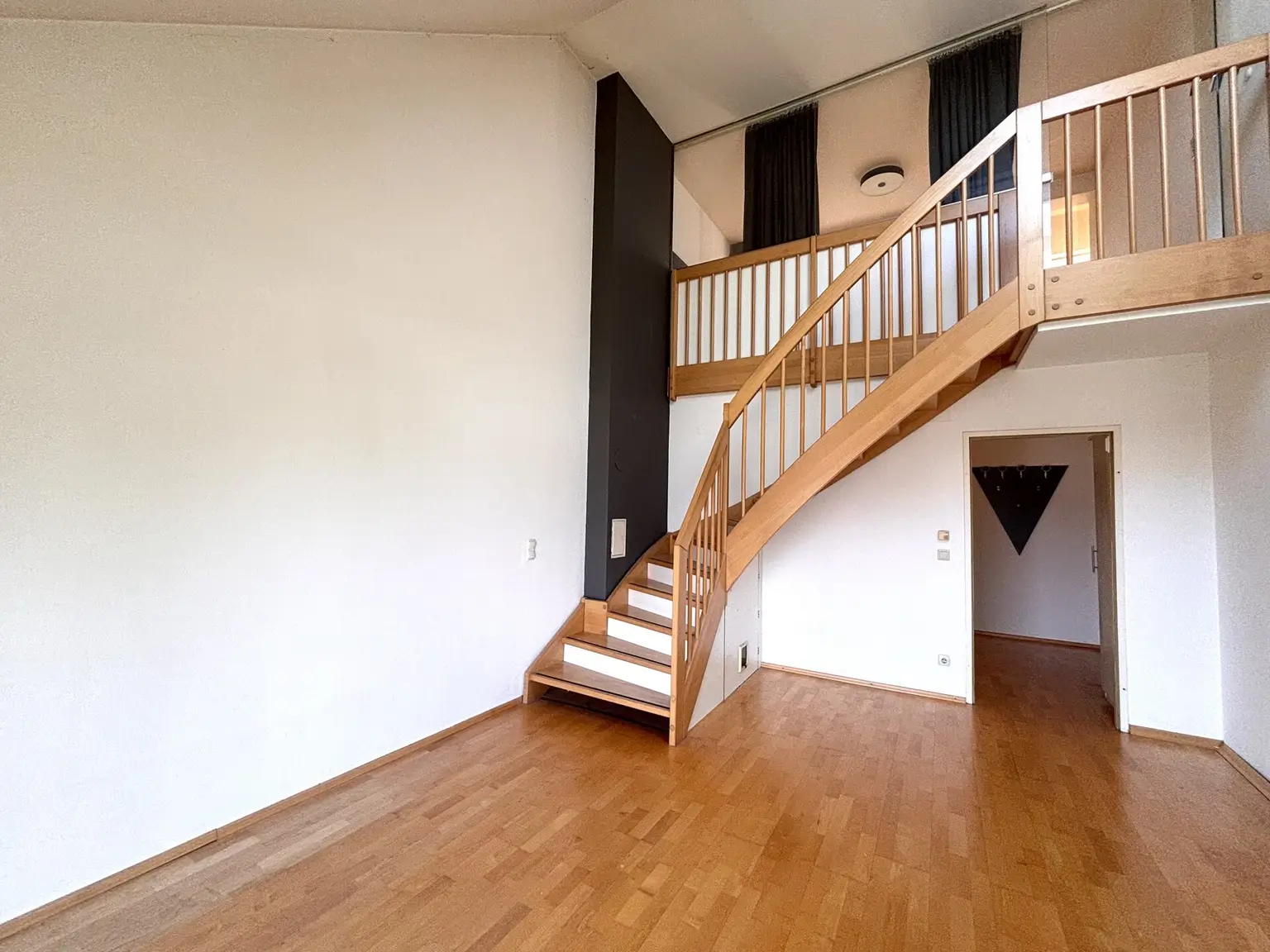 Zwei Zimmerwohnung mit Wienblick (inkl. Garagenabstellplatz)