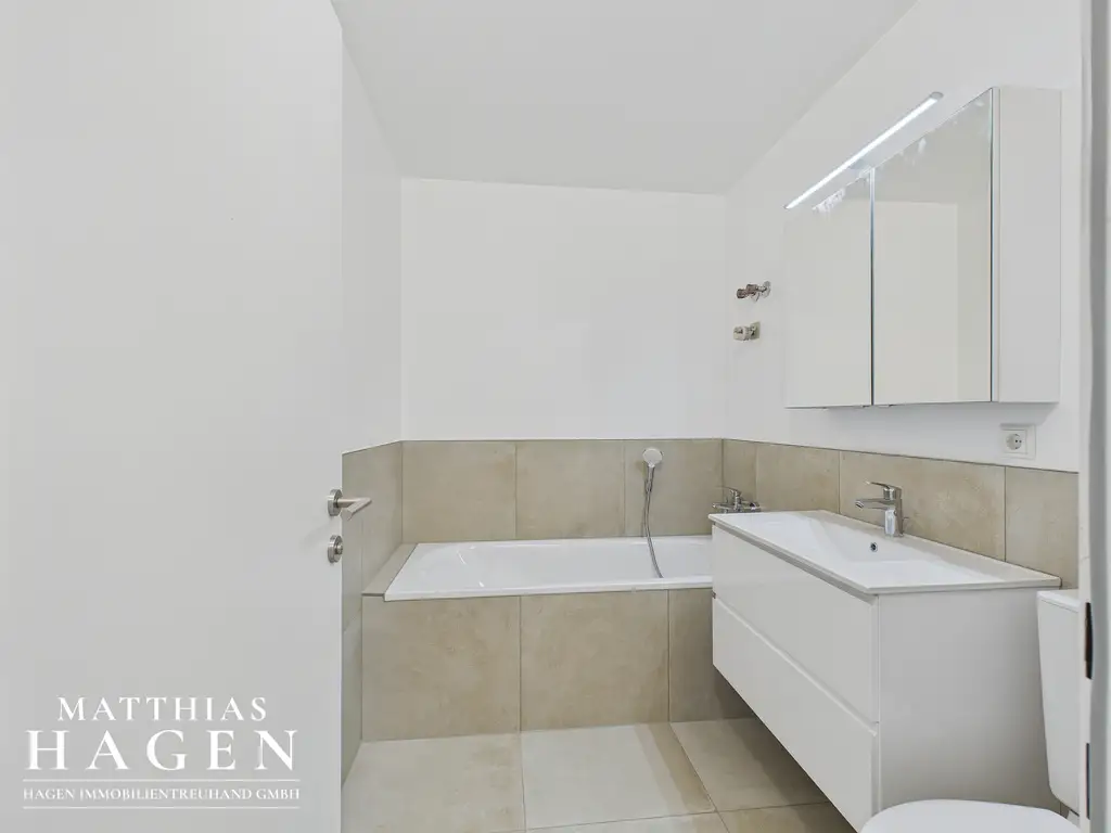 Neu renoviert - perfekte Infrastruktur - 2 Zimmer Wohnung