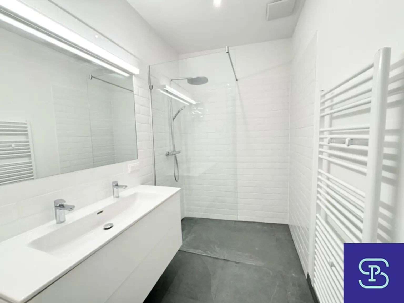 Erstbezug: 112m² Altbau mit 4 Zimmern und Einbauküche am Franziskanerplatz - 1010 Wien