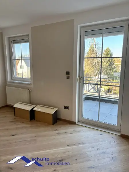 SCHULTZ IMMOBILIEN - Schöne 3-Zimmer Wohnung mit Balkon!