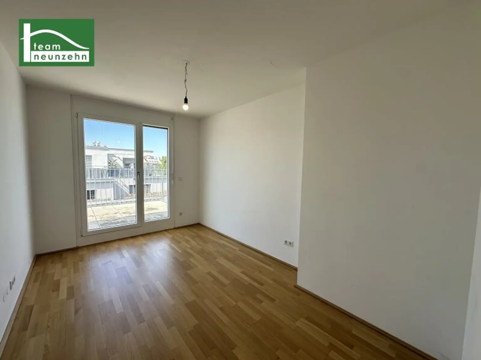 Kolo 35 - Dachgeschosswohnung mit 2 Terrassen nahe SCN, Denglerpark und Prager Straße! - Ab sofort!
