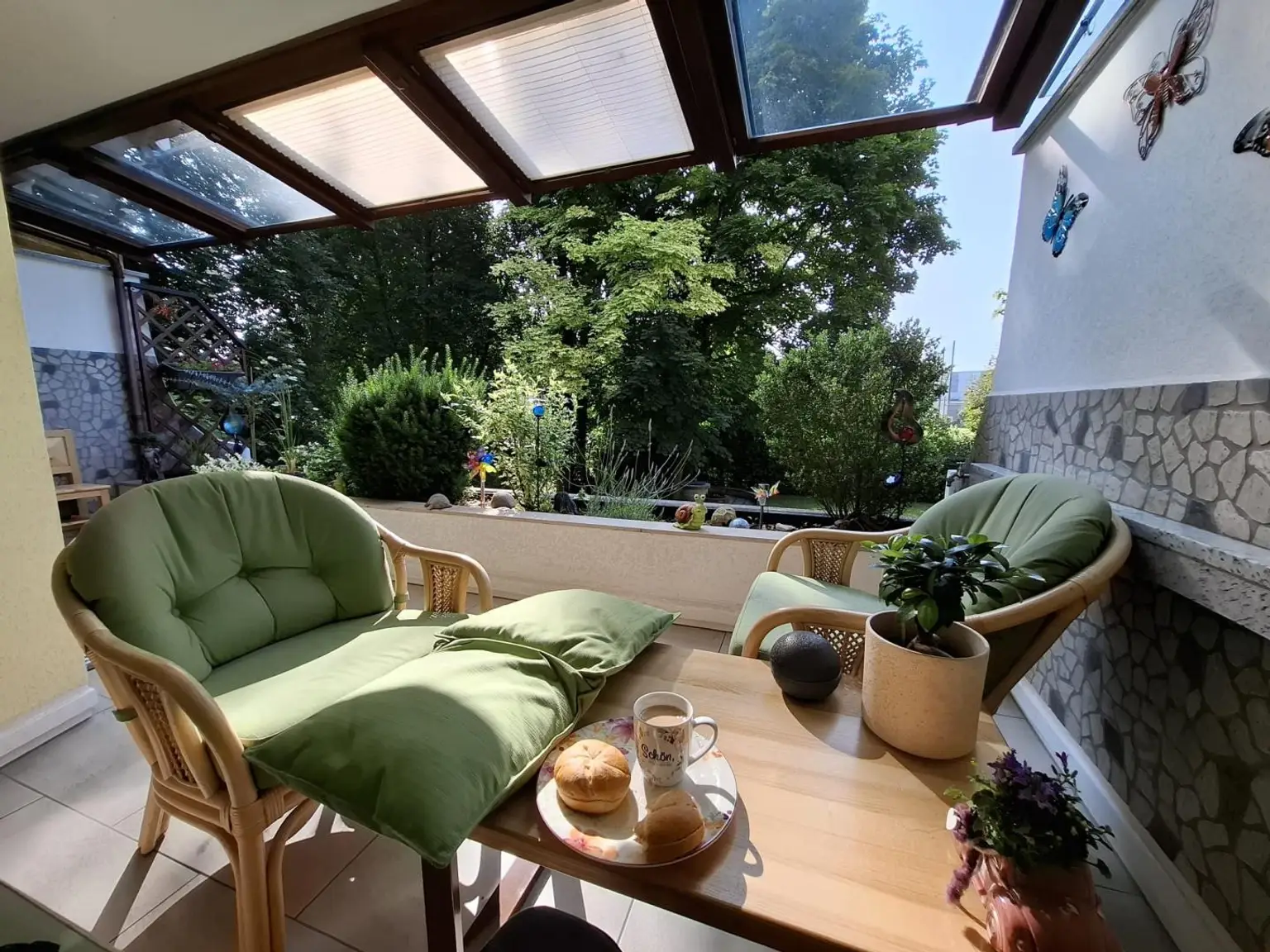 Loggia an sommerlichen Tagen