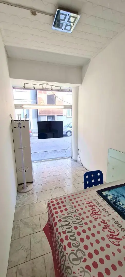 Raum 3 Geschäftslokal