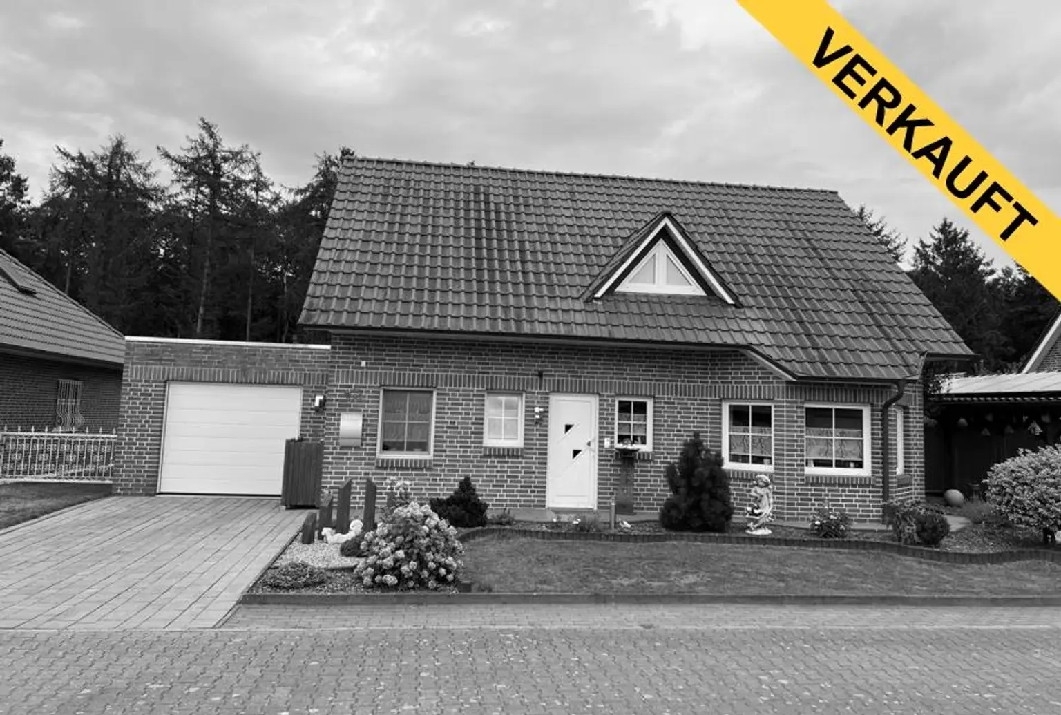 In toller Waldrandlage! TOP-gepflegtes Einfamilienhaus in Rastdorf!