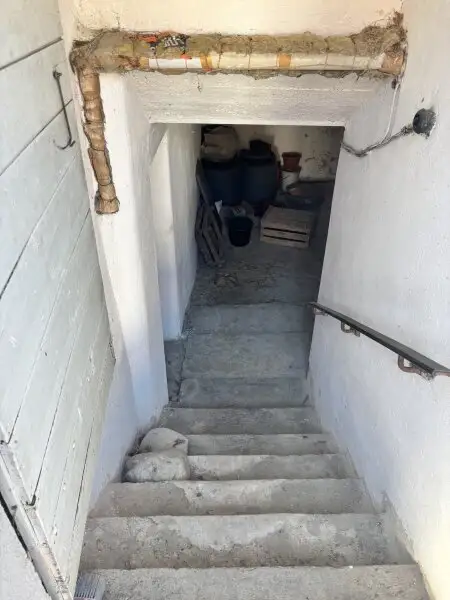 ** CHARMANTES ORIGINAL **  Olbendorf - gepflegter Vierkanthof in Ortslage mit ca. 1470 m2 Eigengrund !!