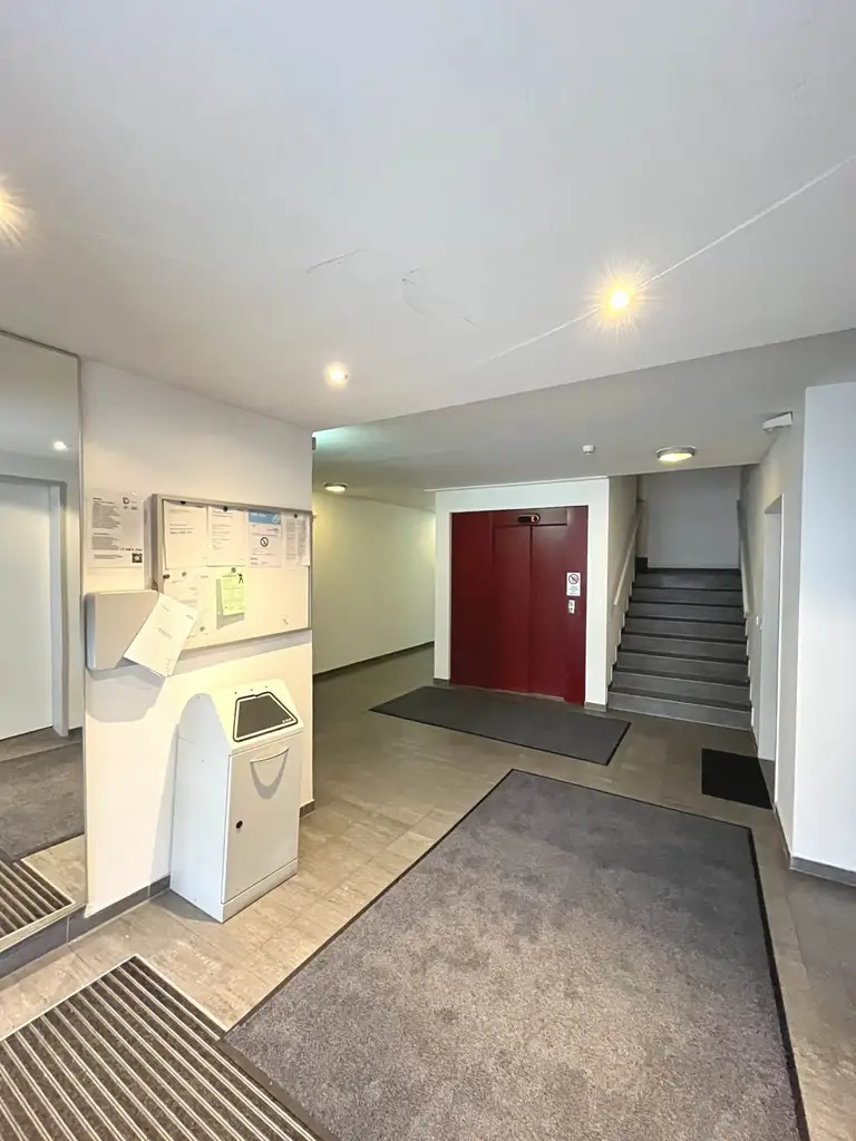 Moderne 2-Zimmer-Wohnung mit Loggia und optimaler Verkehrsanbindung!
