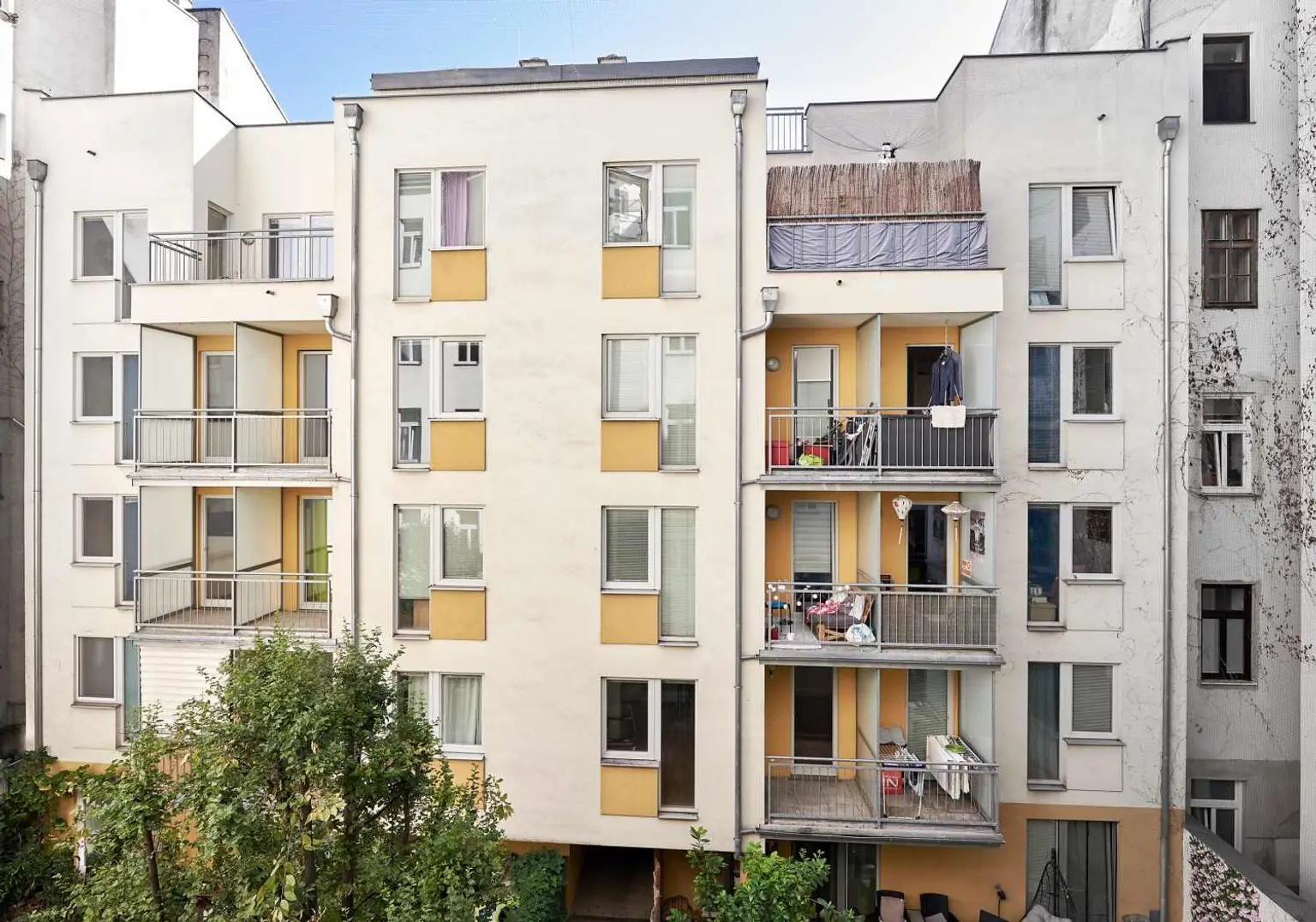 Unbefristet vermietete, moderne Altbaugarconniere in der Hollergasse