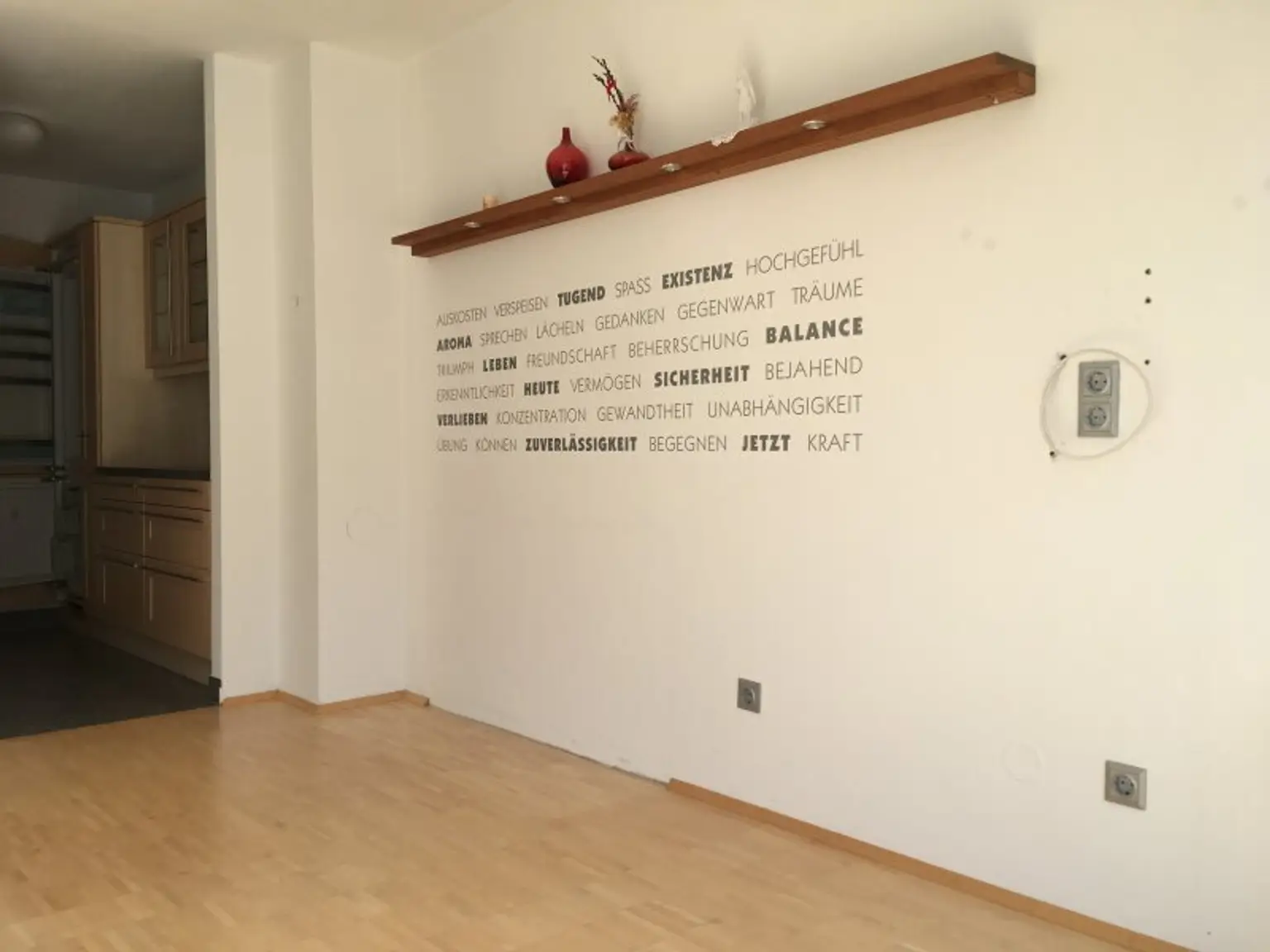 Moderne 3 Zimmerwohnung nähe Schloss Hetzendorf ruhe Lage Terrasse +Stellplatz